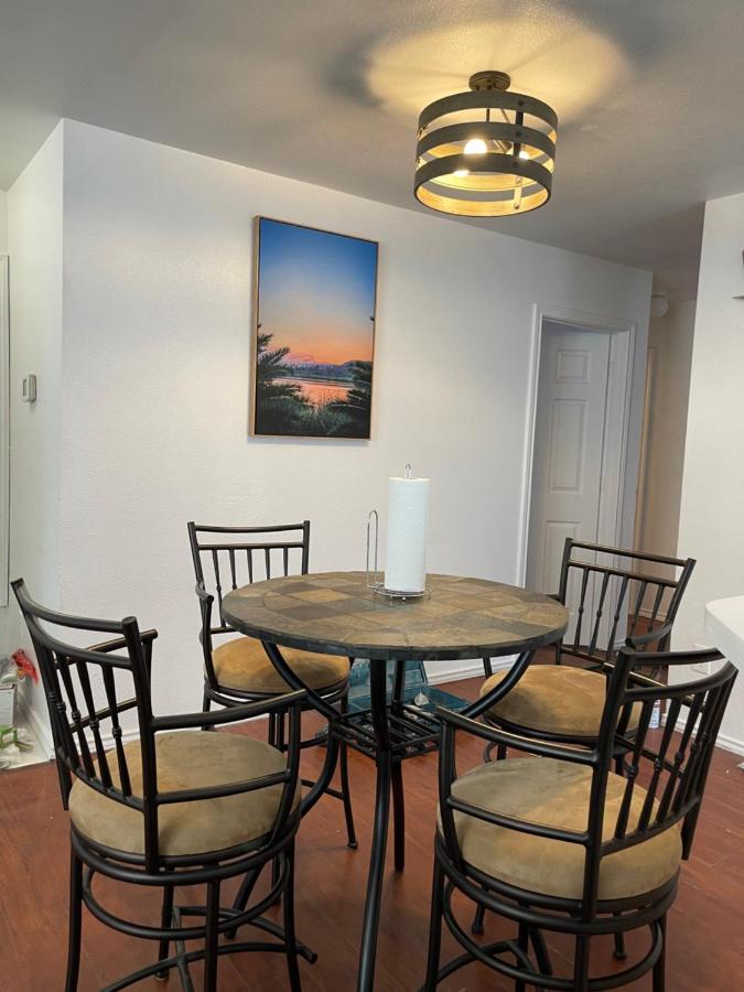 Guest house Private Near I-30 Mesquite