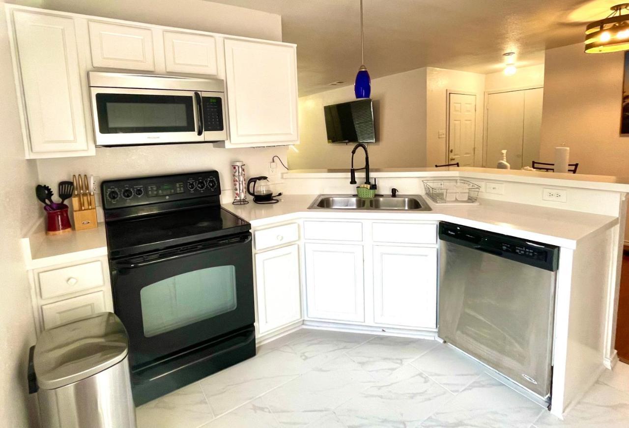 Private Near I-30 Mesquite Guest house *