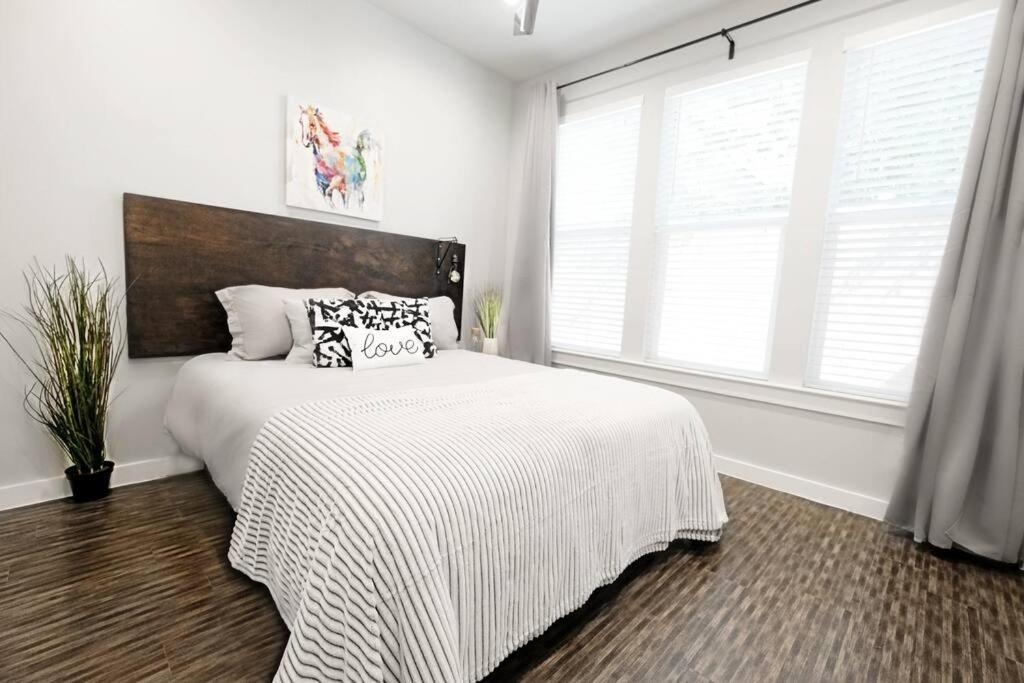 The Kozy Urban Flat Dallas