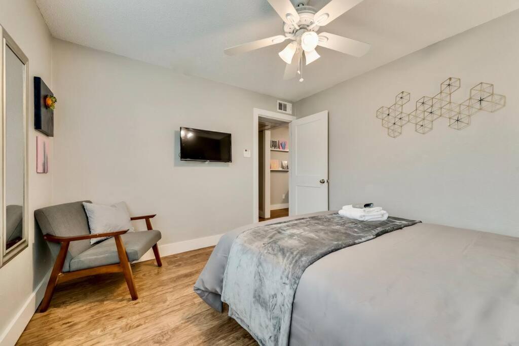 The Brilliant Flat Arboretum Tickets Included Apartment Dallas