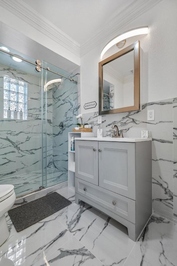 Cozy Group Friendly Oasis-perfect For Celebrations * Dallas