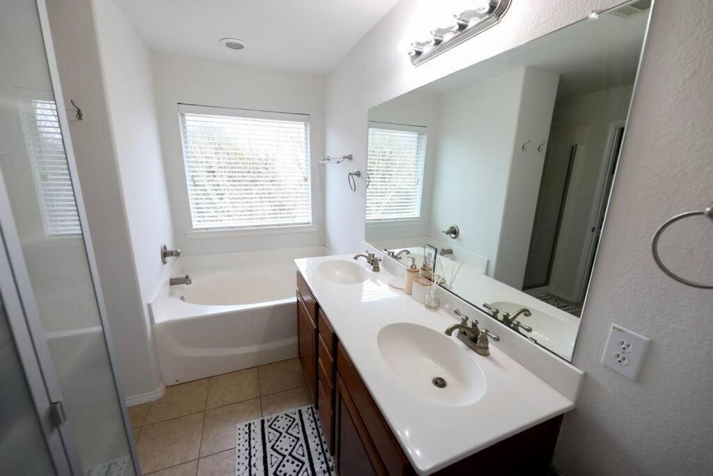 Holiday home 3 Bedroom Escape Dallas