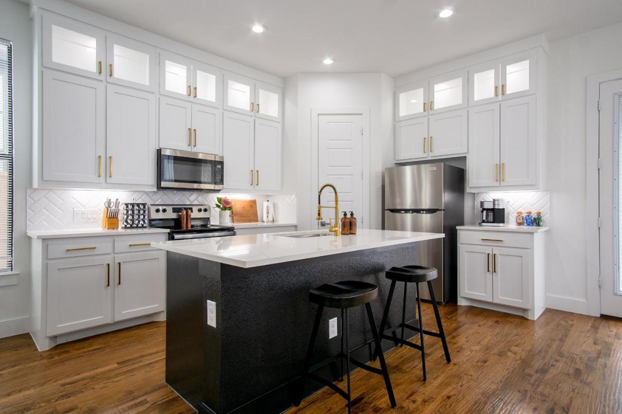 Beautiful Contemporary 4br Near Downtown Holiday home *