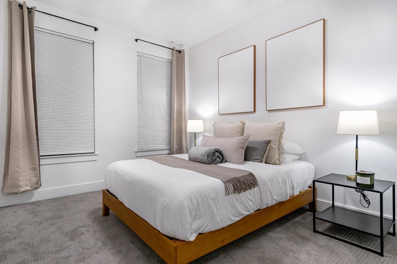 Holiday home Beautiful Contemporary 4br Near Downtown