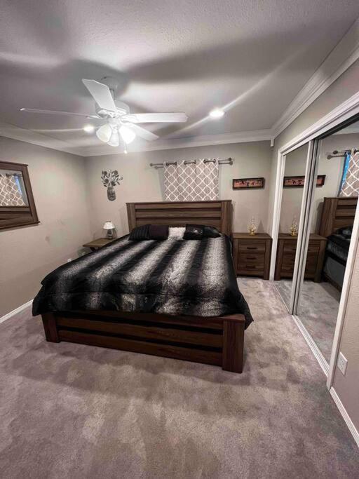 Holiday home 2 Bedroom Luxury Home.. Wooden Floors And Ceilings *