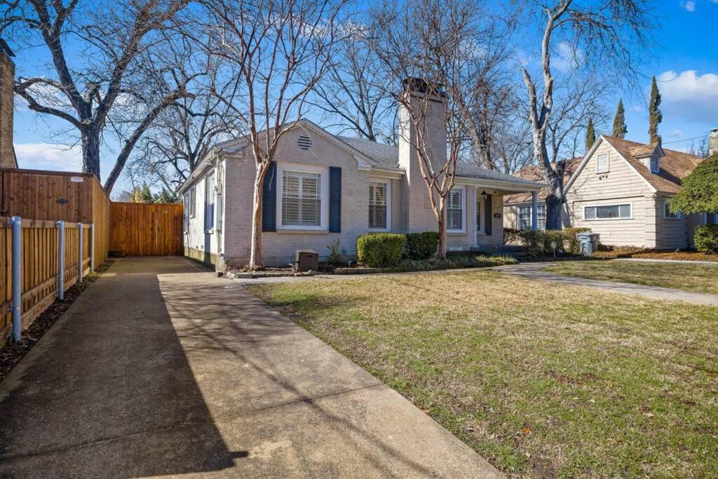 Cozy Group Friendly Oasis-perfect For Celebrations Dallas