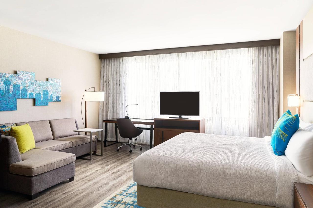 Hotel By Marriott Downtown Dallas