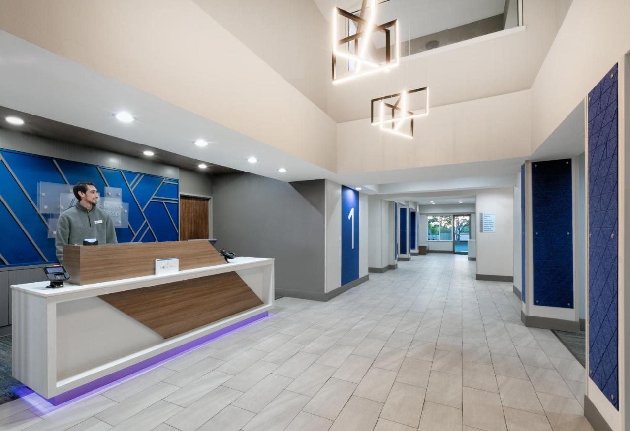 Hotel Express & - Park Northeast By Ihg