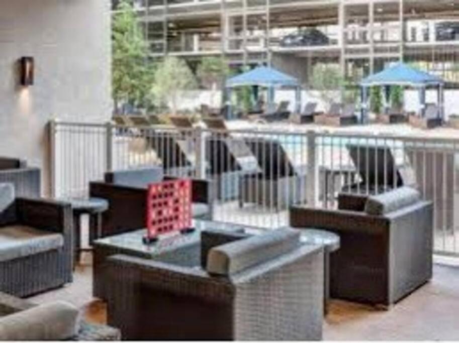 Apartment Luxury Urban Living Town Dallas