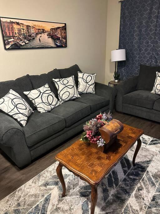 Apartment Luxury Urban Living Town *