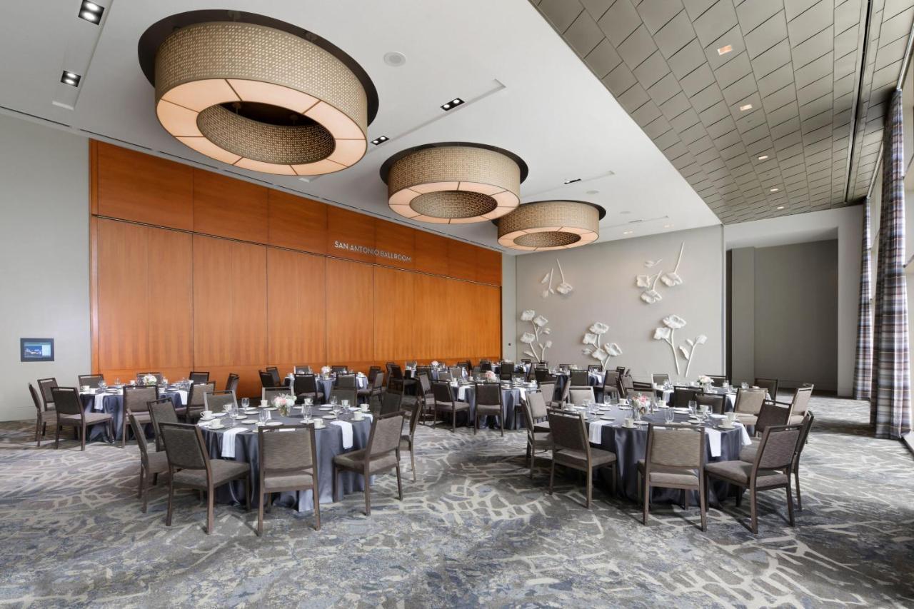 The Westin Galleria Hotel