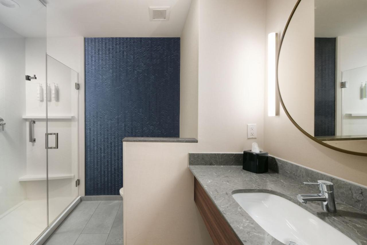 Hotel Fairfield By Marriott & East Dallas