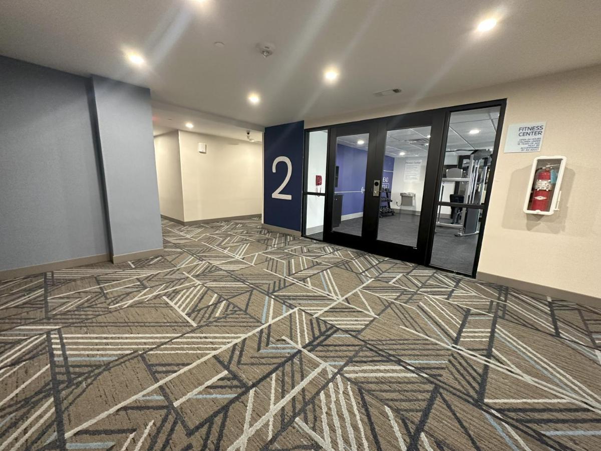 Hotel Express - Downtown By Ihg