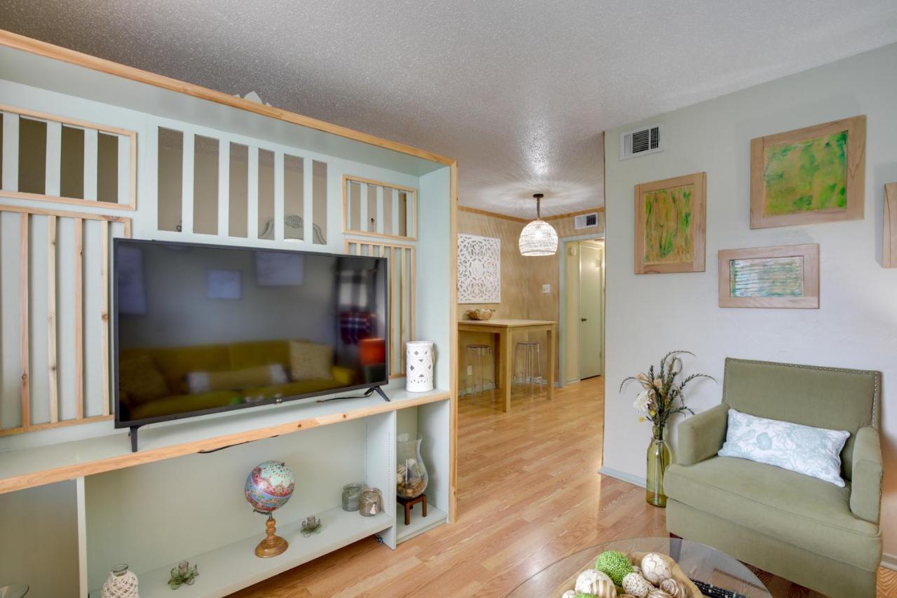 With Pool Access - Walk To Knox Street! *