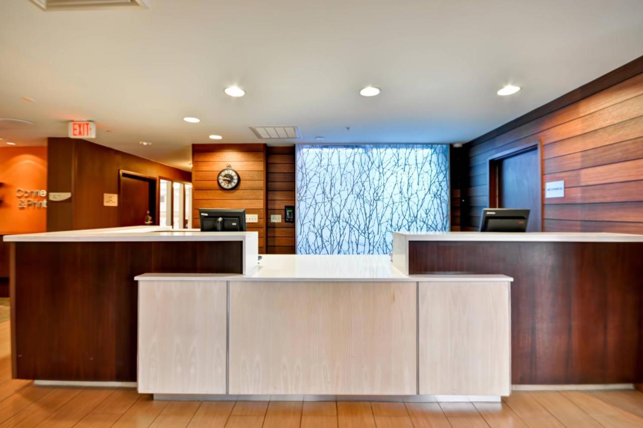 Fairfield & Medical/market Center Hotel