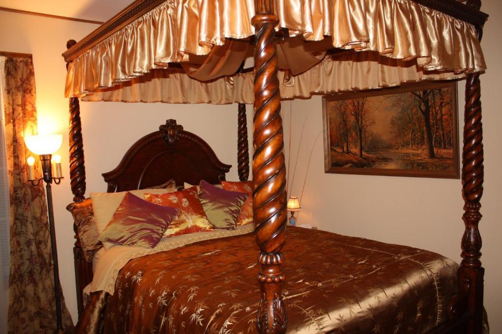 Alla's Historical Bed And Breakfast, Spa And Cabana Bed & Breakfast 3*