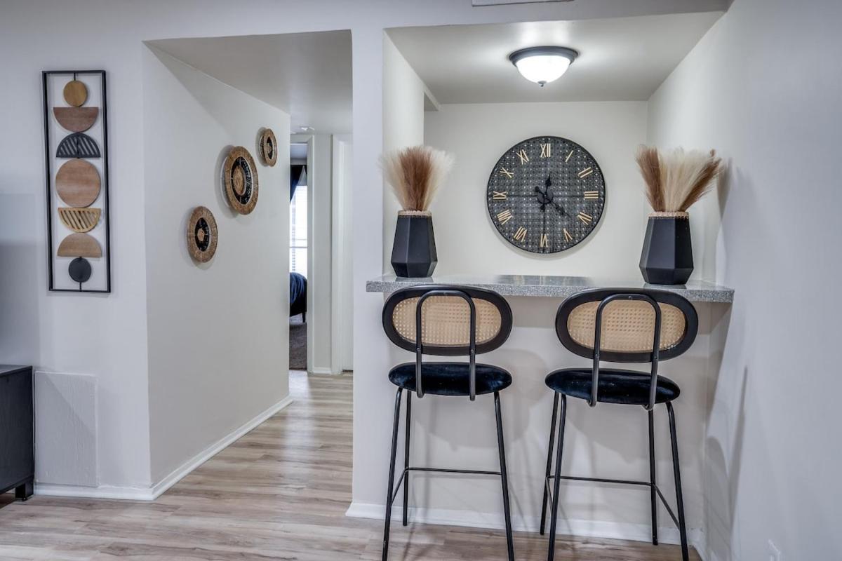 Apartment 2bd2bath Med District Remodel B *
