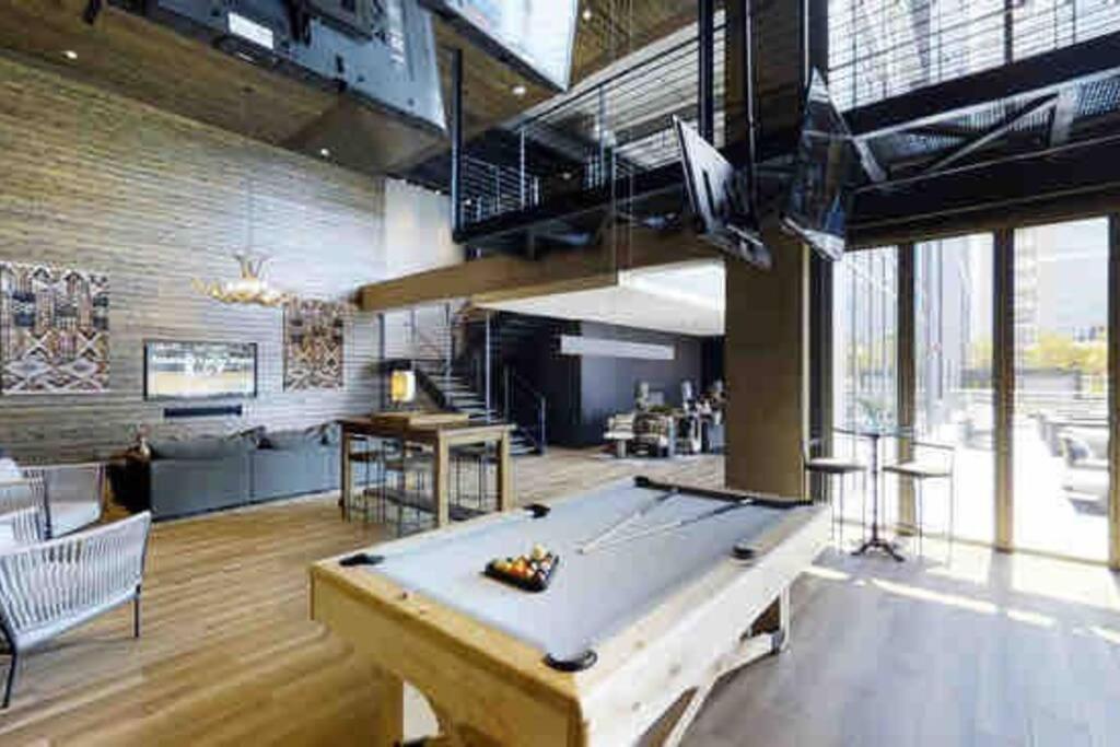Opulence Is A Way Of Life Apartment Dallas