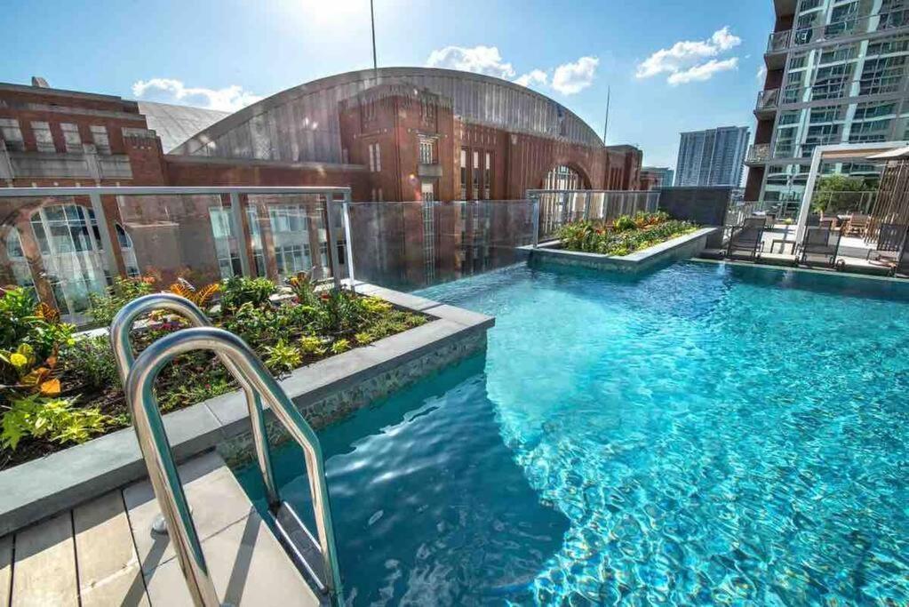 Apartment Opulence Is A Way Of Life Dallas