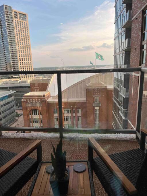 Apartment Opulence Is A Way Of Life Dallas