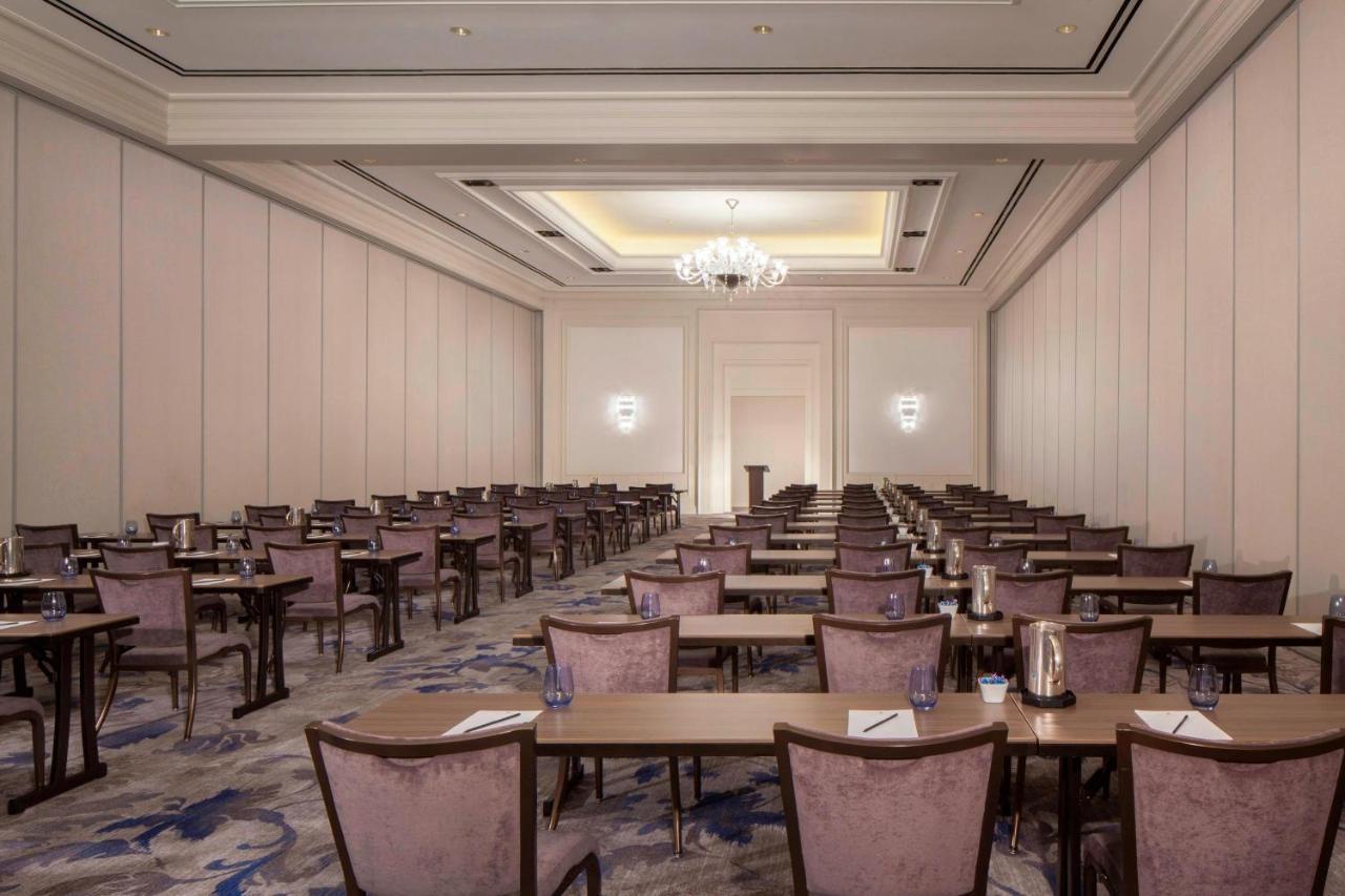 The Ritz-carlton, Hotel 4*