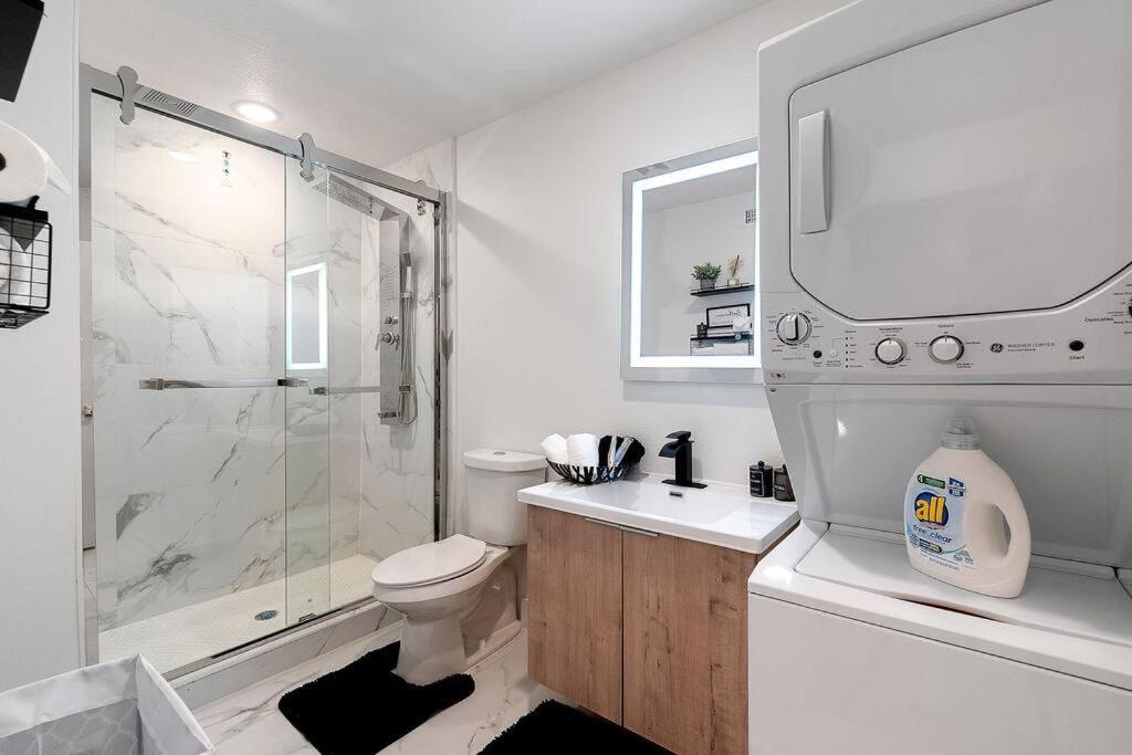 Comfy1b Near Deep Ellum+parking *