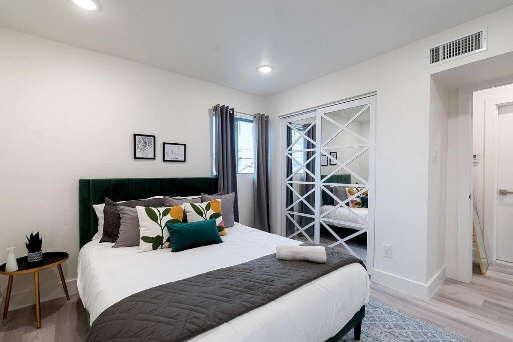 Comfy1b Near Deep Ellum+parking * Dallas