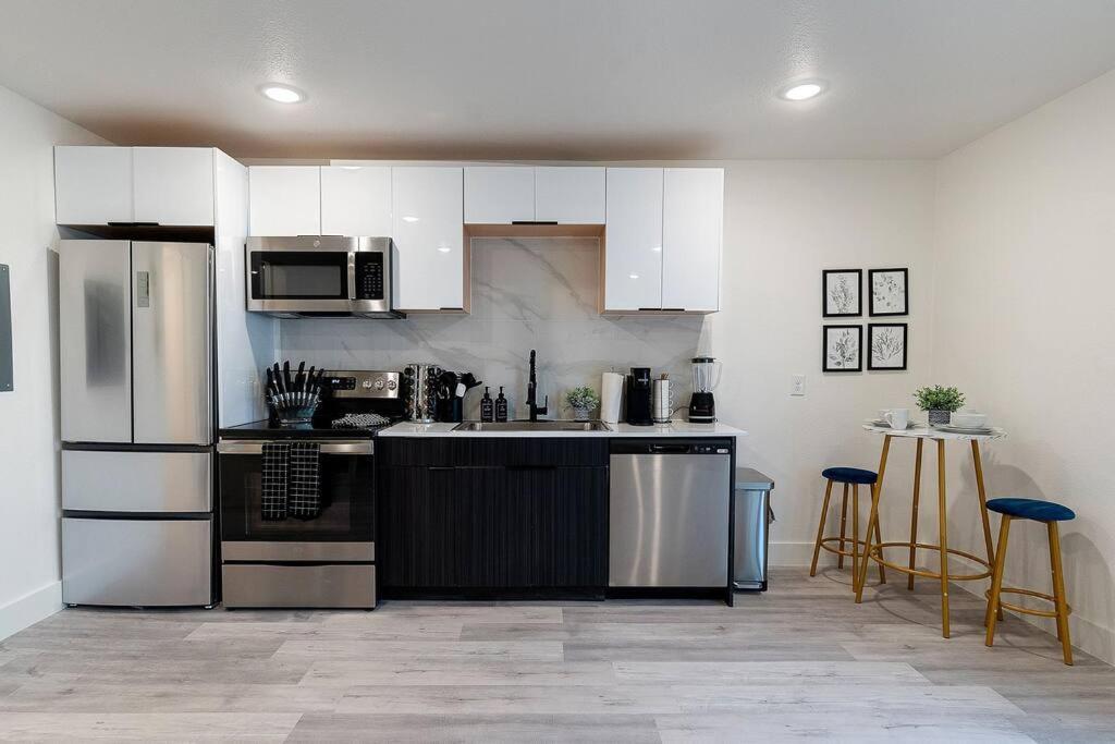 Comfy1b Near Deep Ellum+parking *