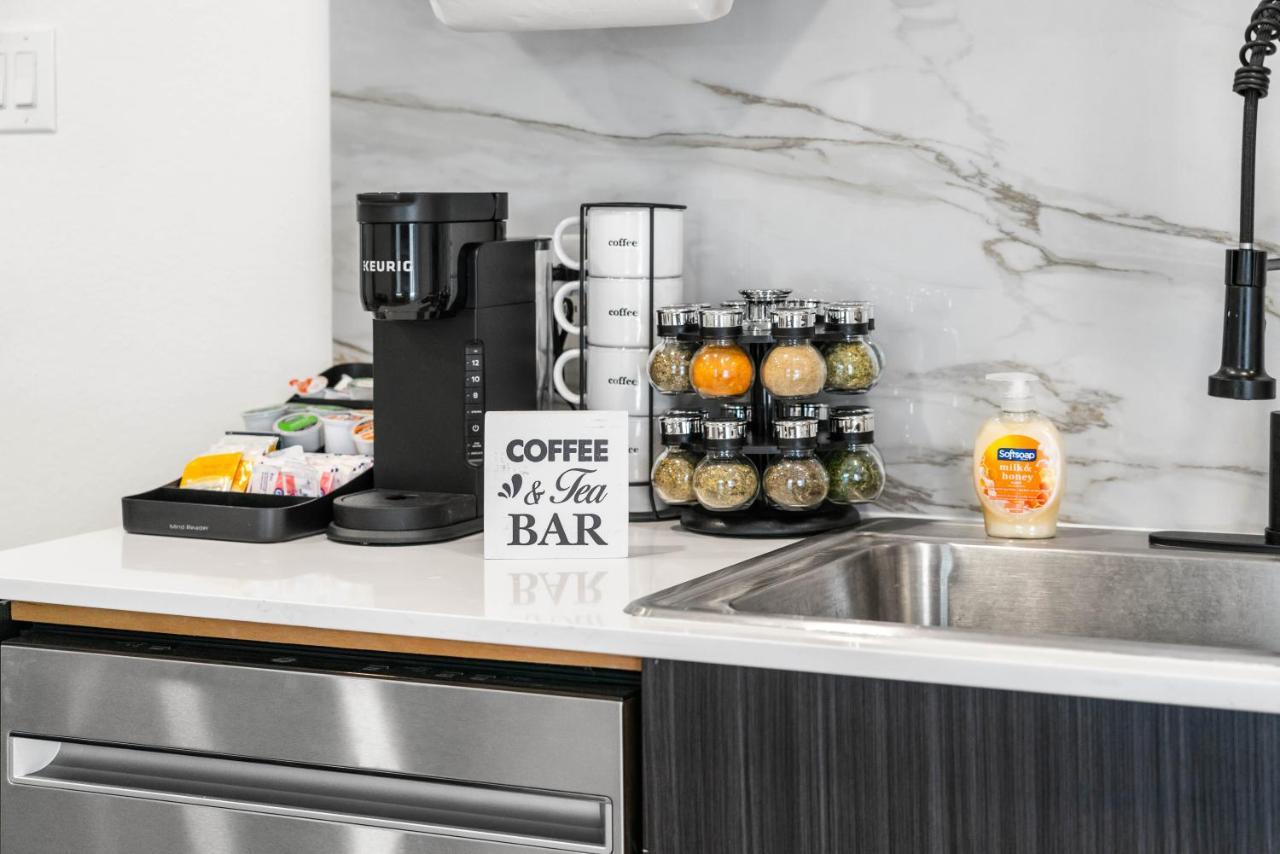 Apartment Luxury Queen Near Downtown Dtx/free Netflix &parking Dallas