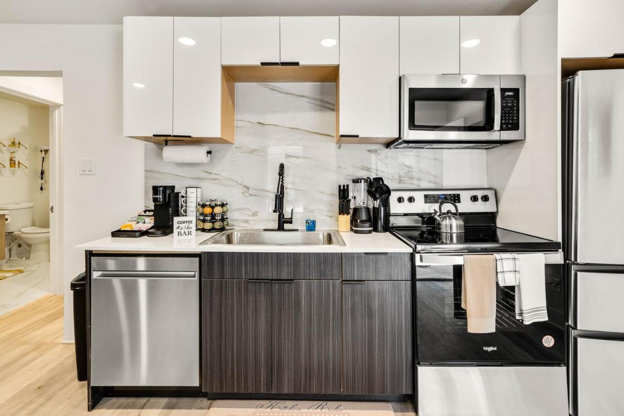 Apartment Luxury Queen Near Downtown Dtx/free Netflix &parking