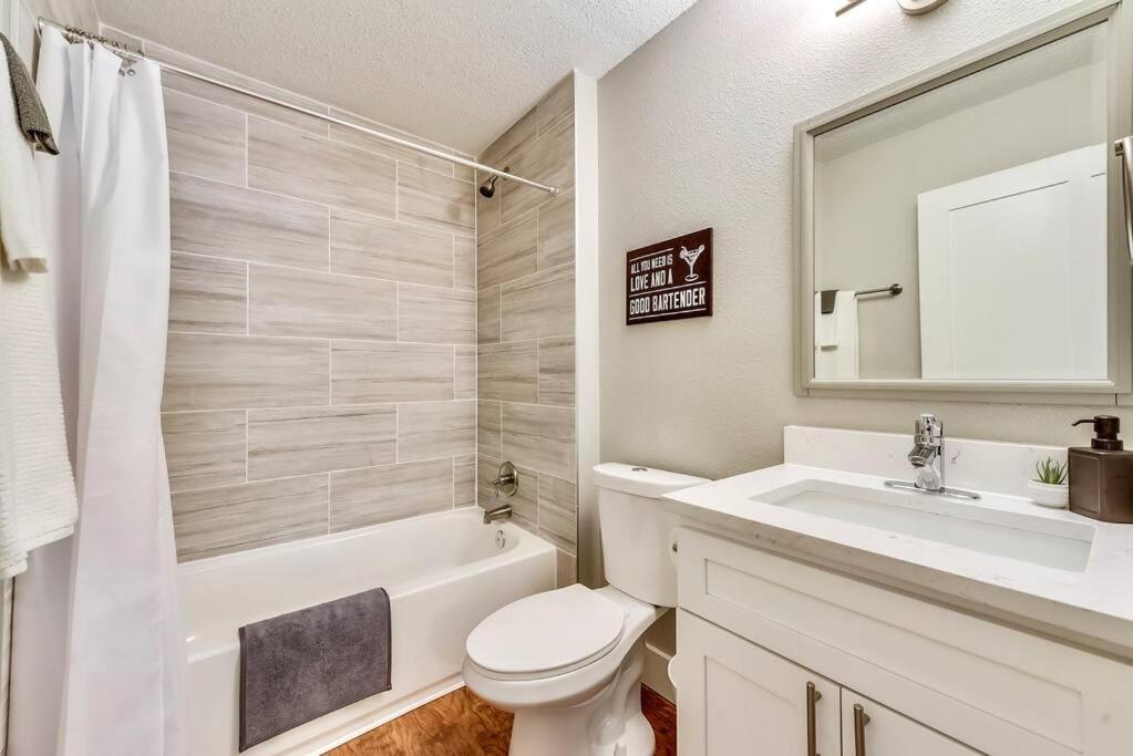 Hello Gorgeous Flat Near Downtown! Apartment *