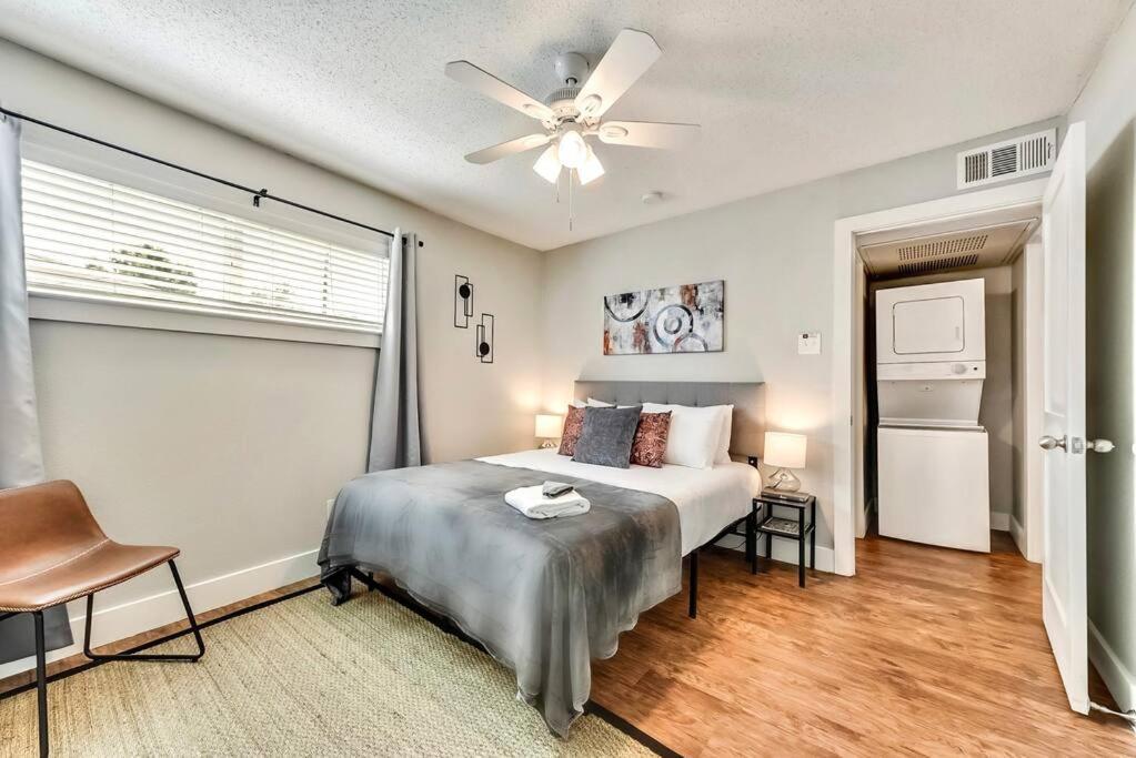 Apartment Hello Gorgeous Flat Near Downtown! *