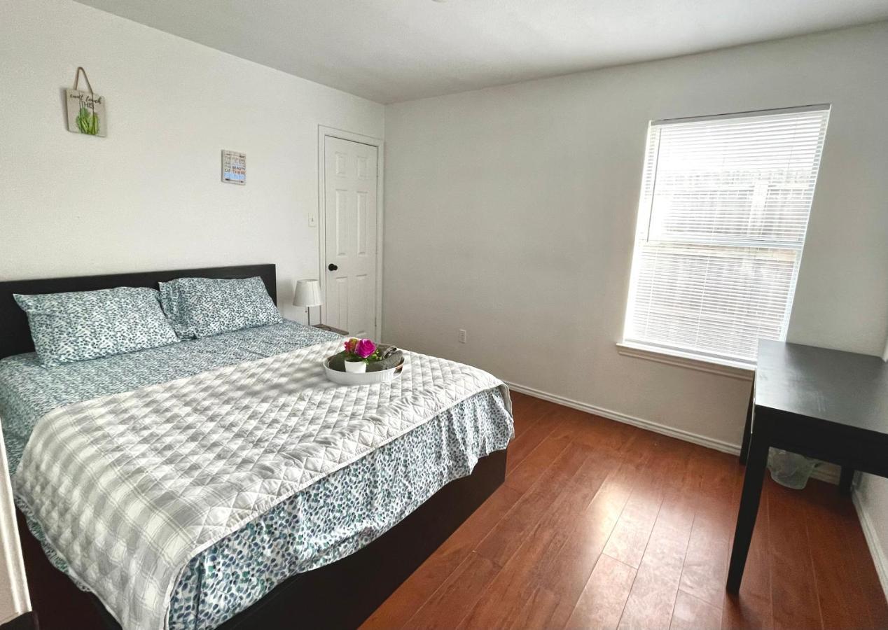 Private Near Downtown Dallas2 Dallas