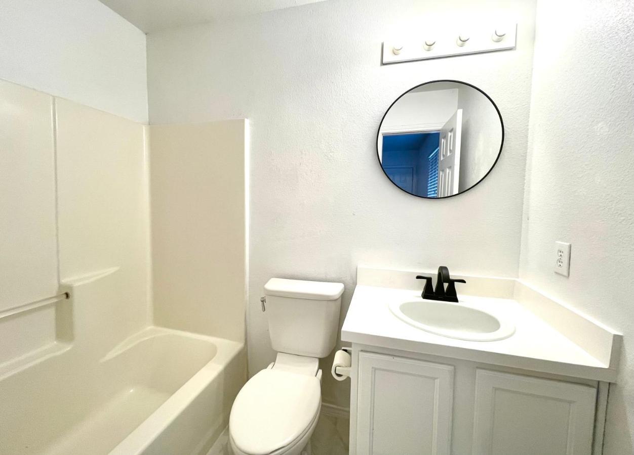 Private Near Downtown Dallas2 * Dallas