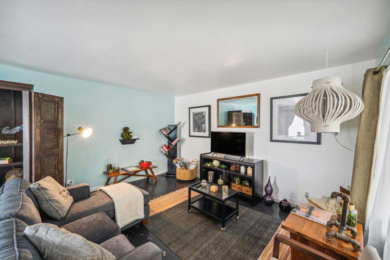 With Pool Access About 4 Mi To Downtown! Dallas