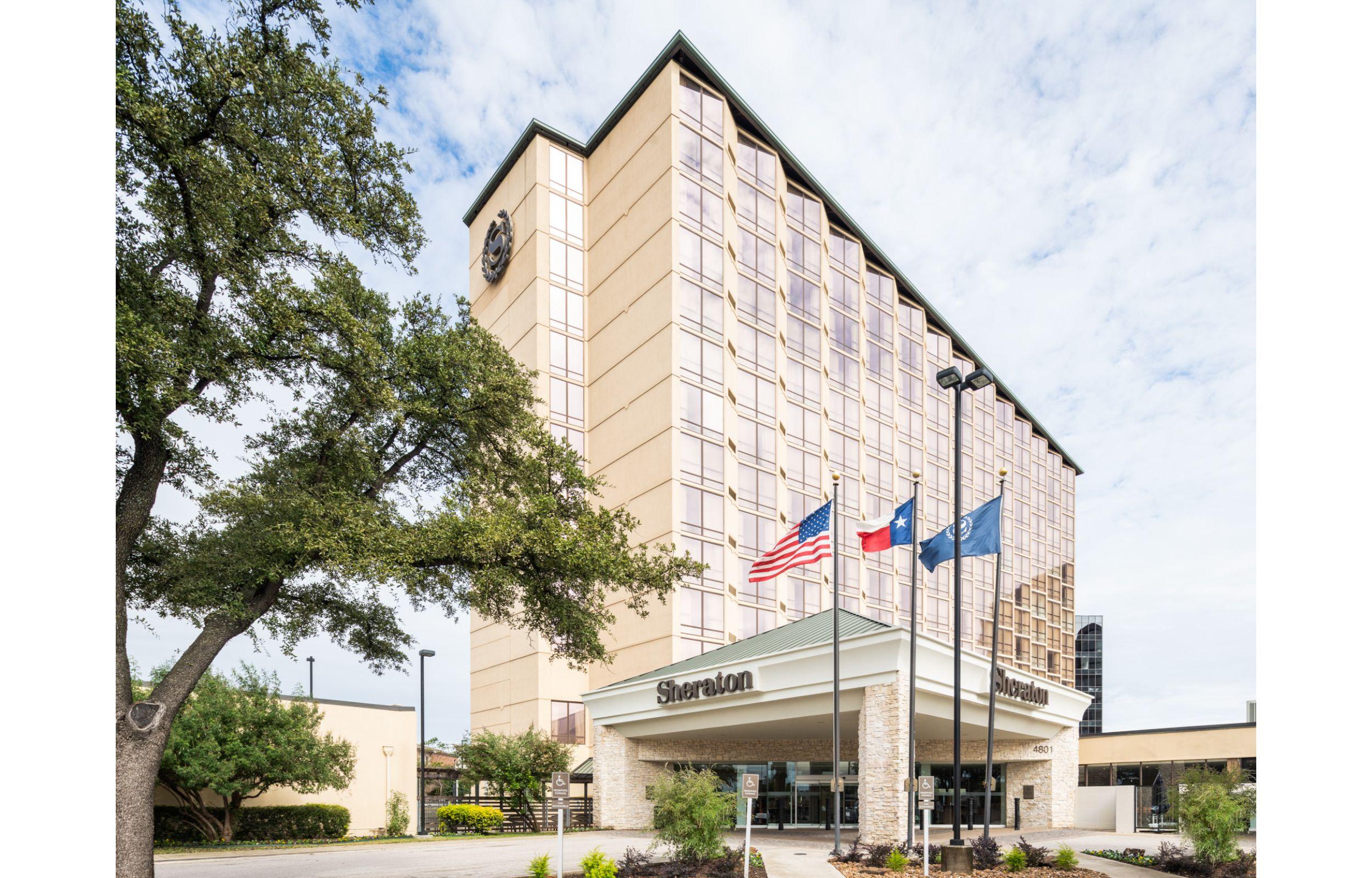 Hotel Sheraton By The Galleria Dallas