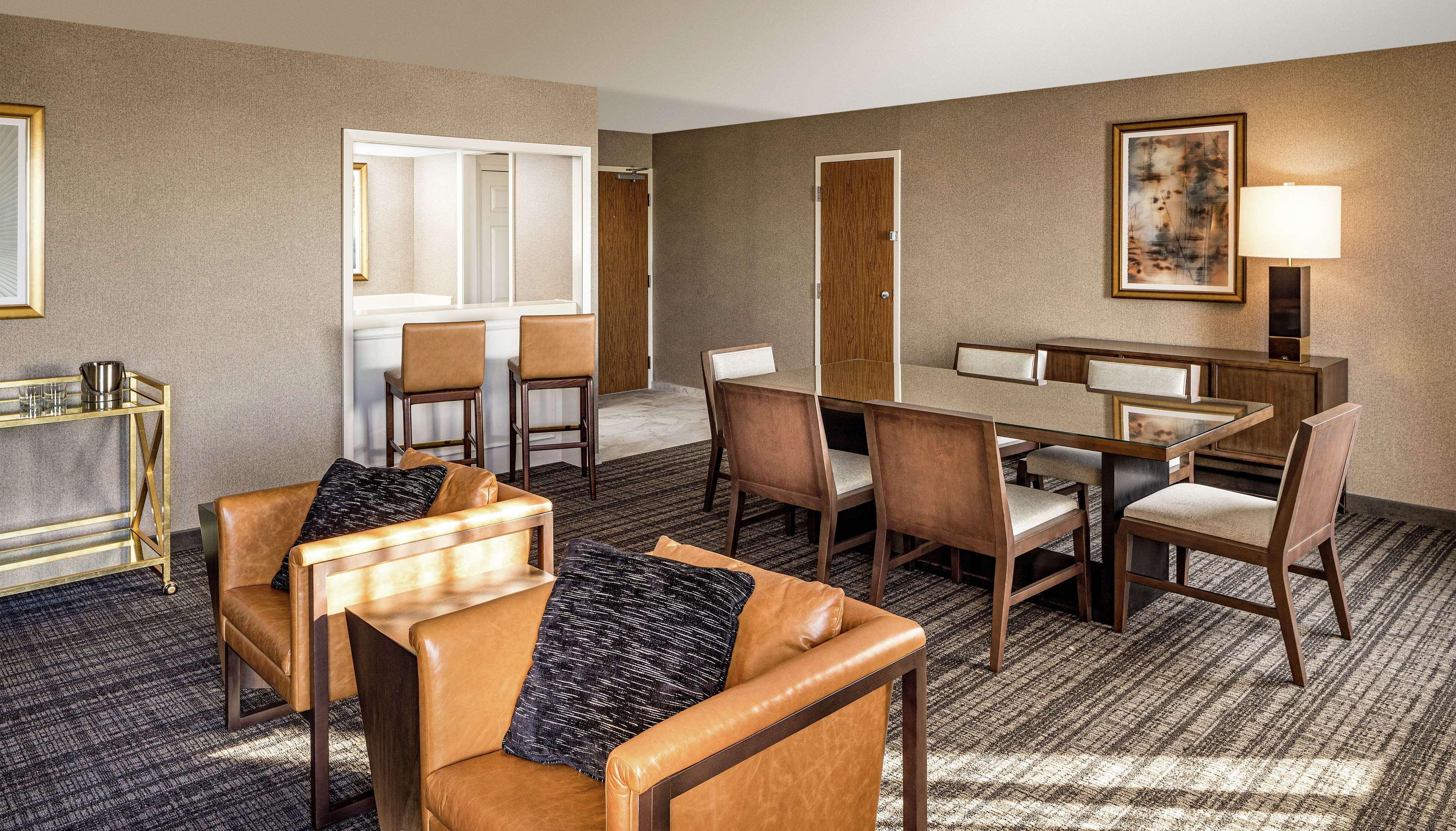 Doubletree By Hilton Near The Galleria Dallas