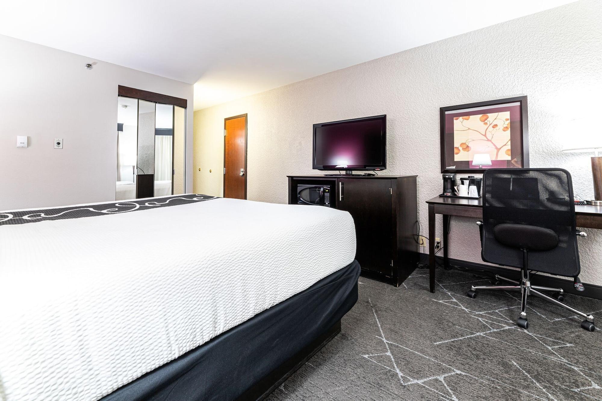 La Quinta By Wyndham I-35 Walnut Hill Ln 3* Dallas