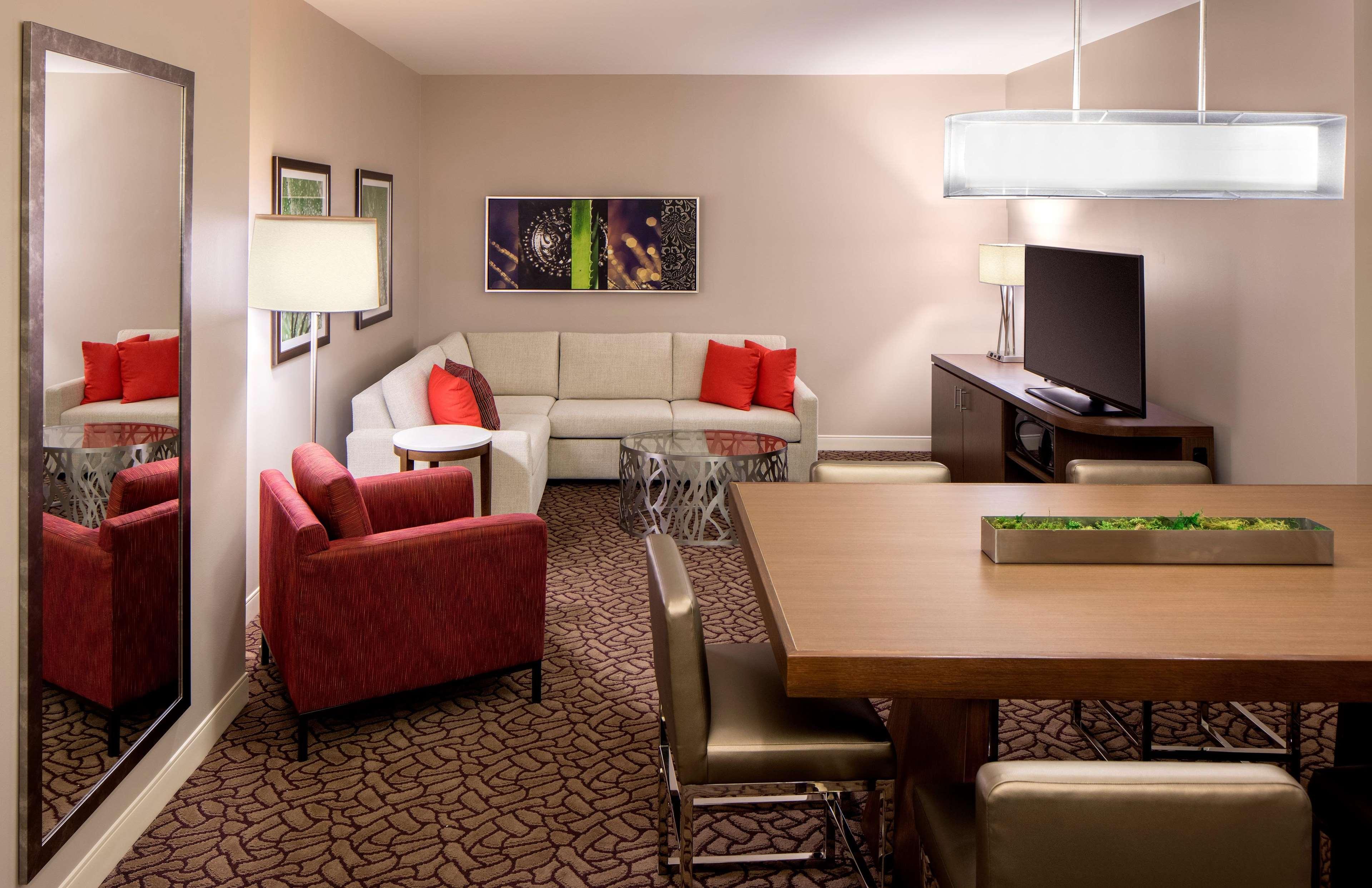 Hotel Hilton Garden Downtown 3*