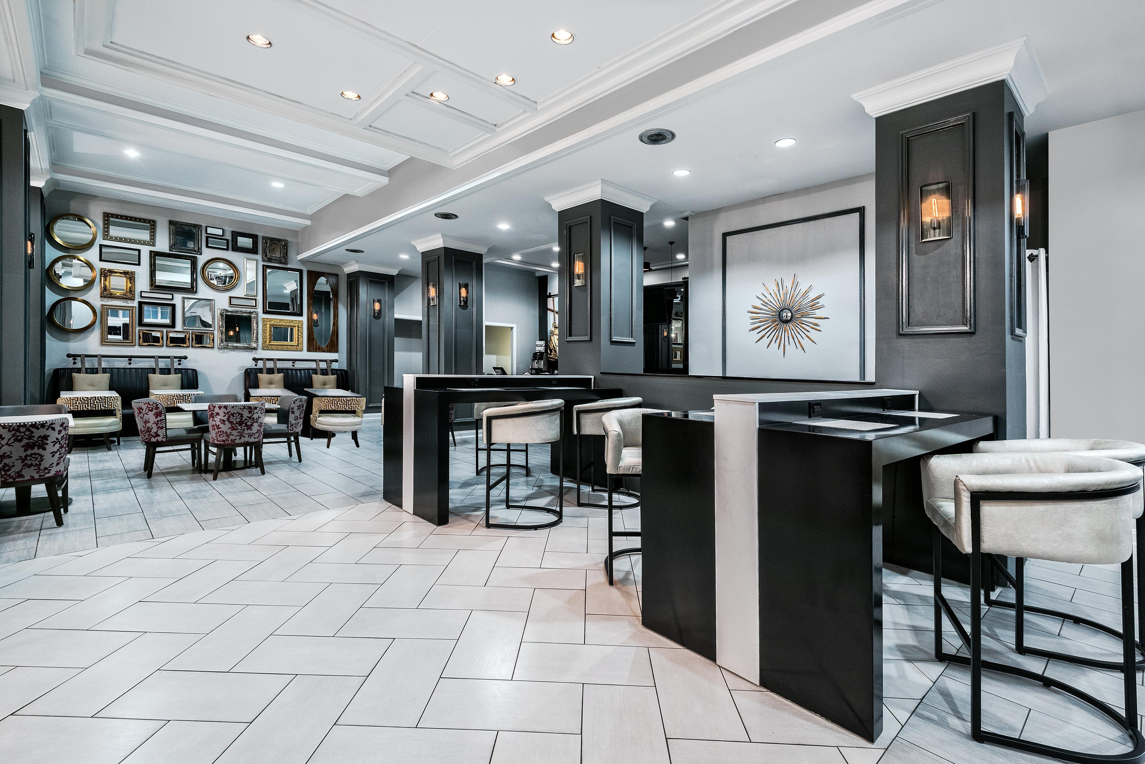 Hotel Indigo Downtown By Ihg 3*