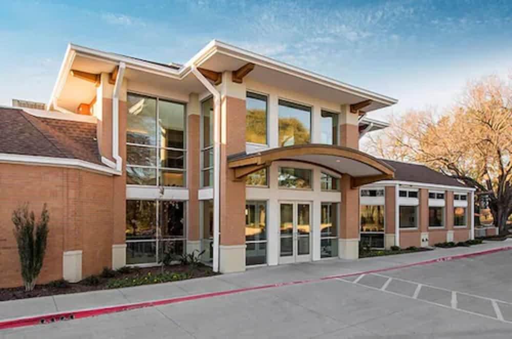 Cooper Conference Center & Resort 3*