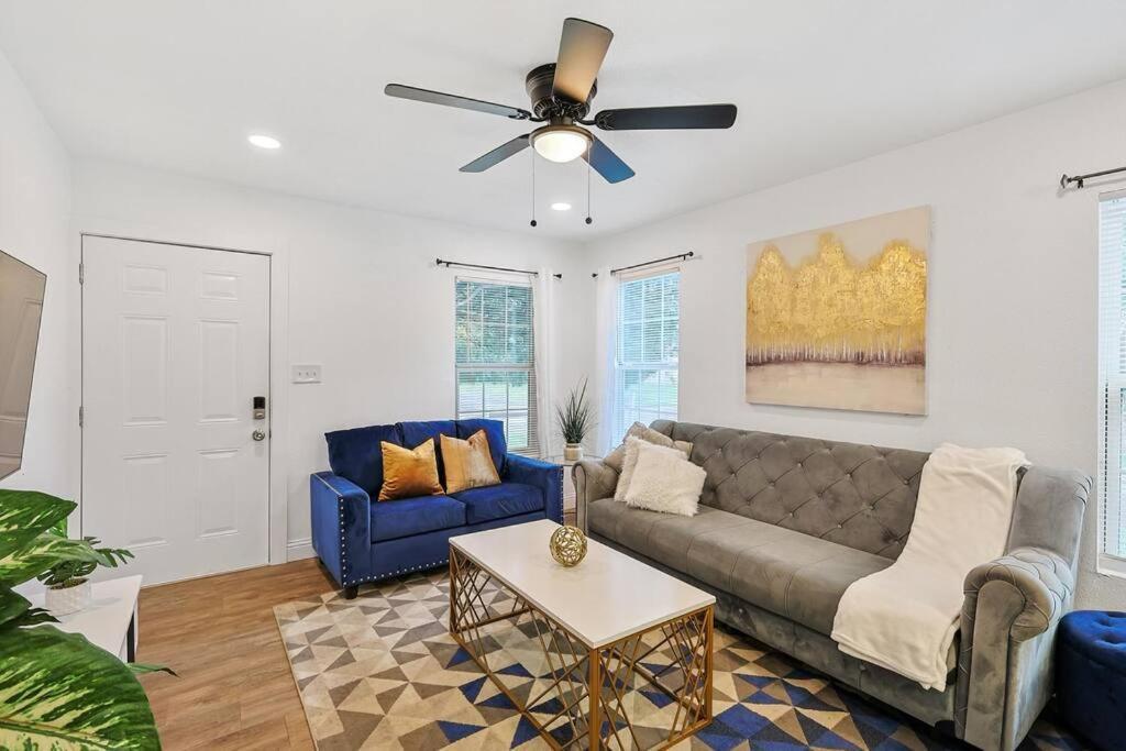 Cowboy Royal Blue Star House 2 Mi To Fair Park Dallas