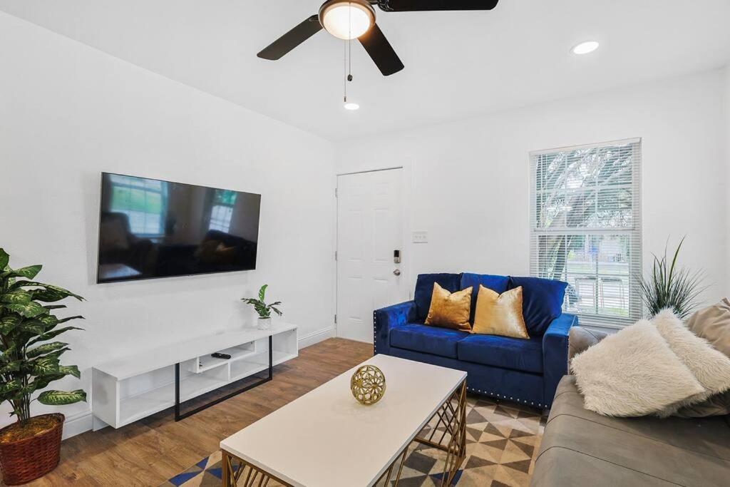 Cowboy Royal Blue Star House 2 Mi To Fair Park Dallas