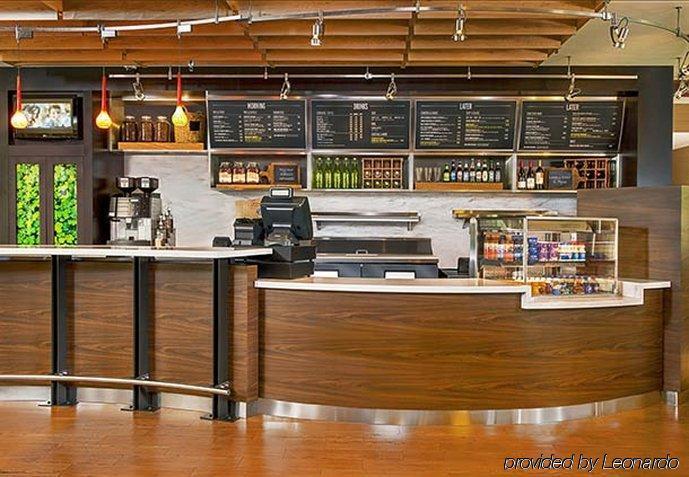 Courtyard By Marriott Northwest Hotel 3*