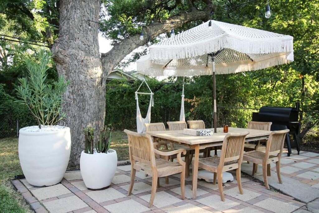 Holiday home Citizen Nomad: A Desert Retreat In The Dallas