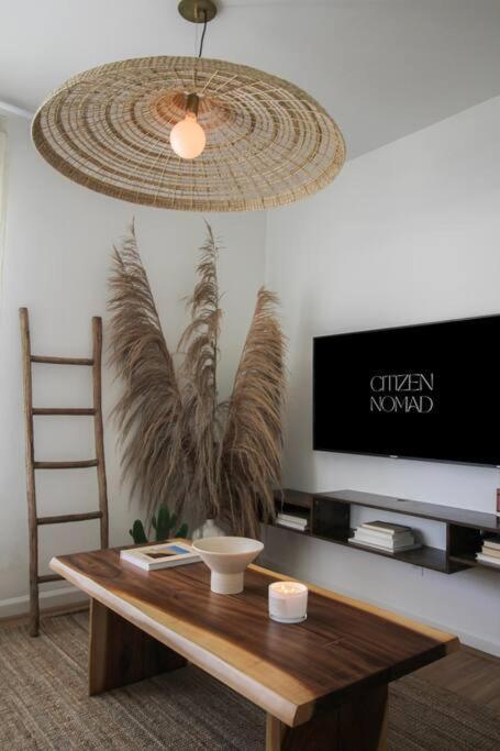 Citizen Nomad: A Desert Retreat In The Dallas