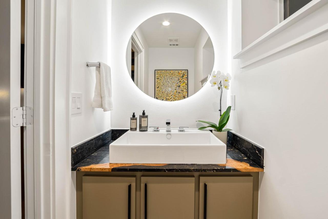 Ellum House Guest house