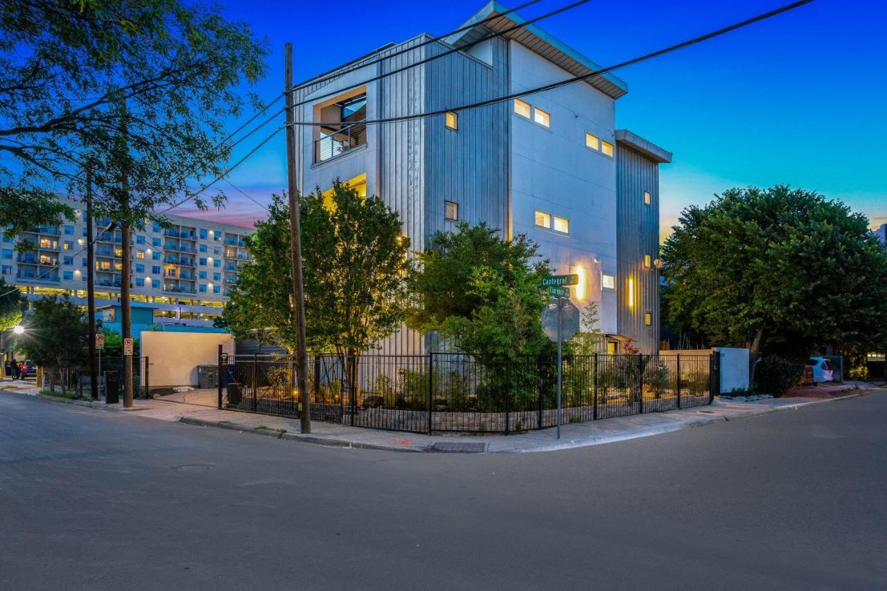Ellum House * Dallas