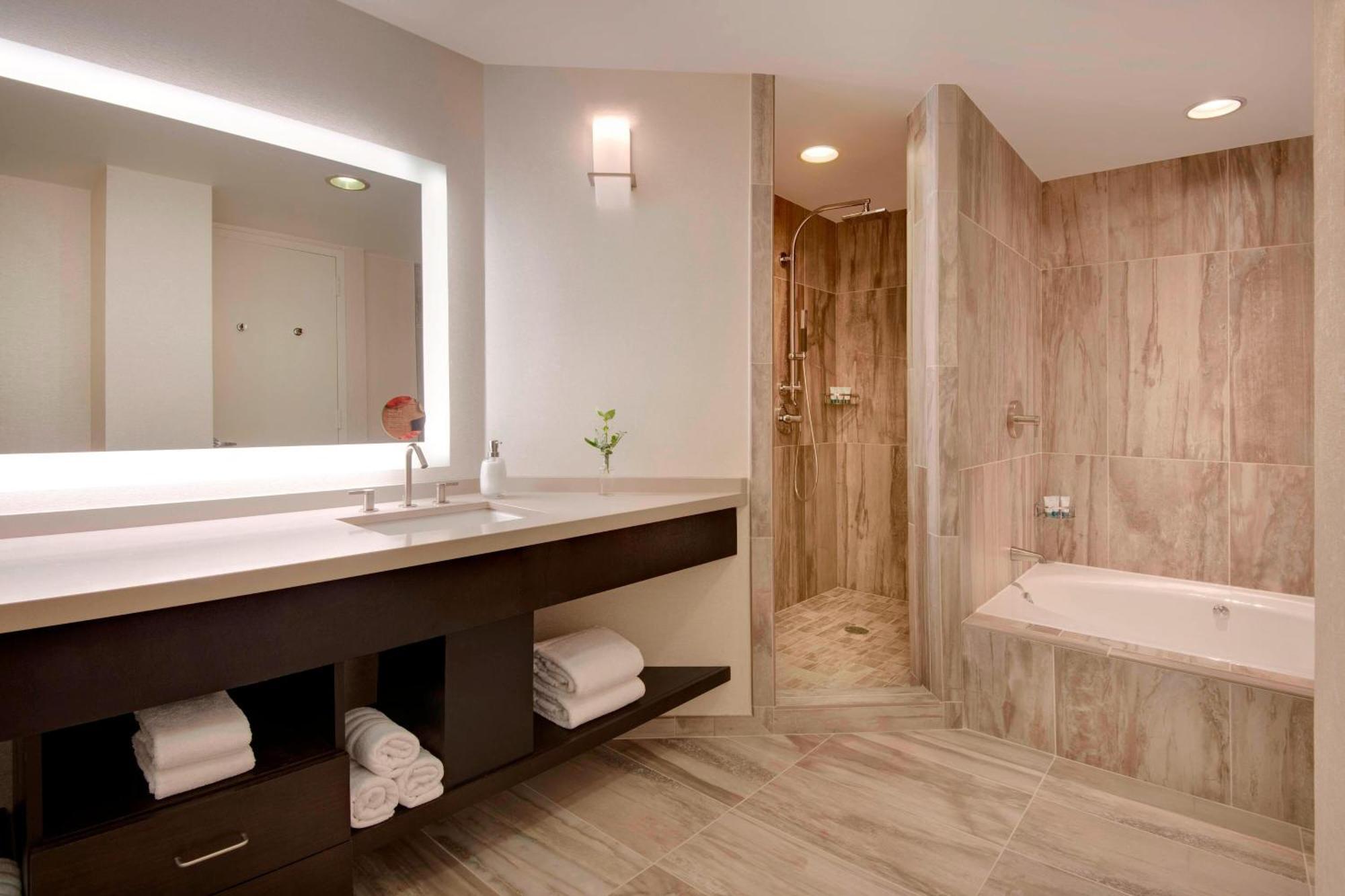 The Westin Park 4*