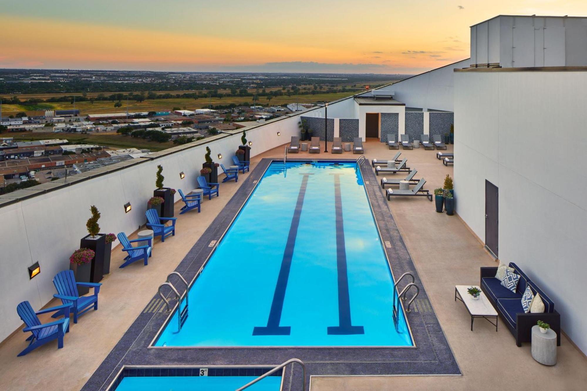 Hotel Renaissance 4*
